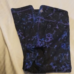 NWOT Lululemon capris